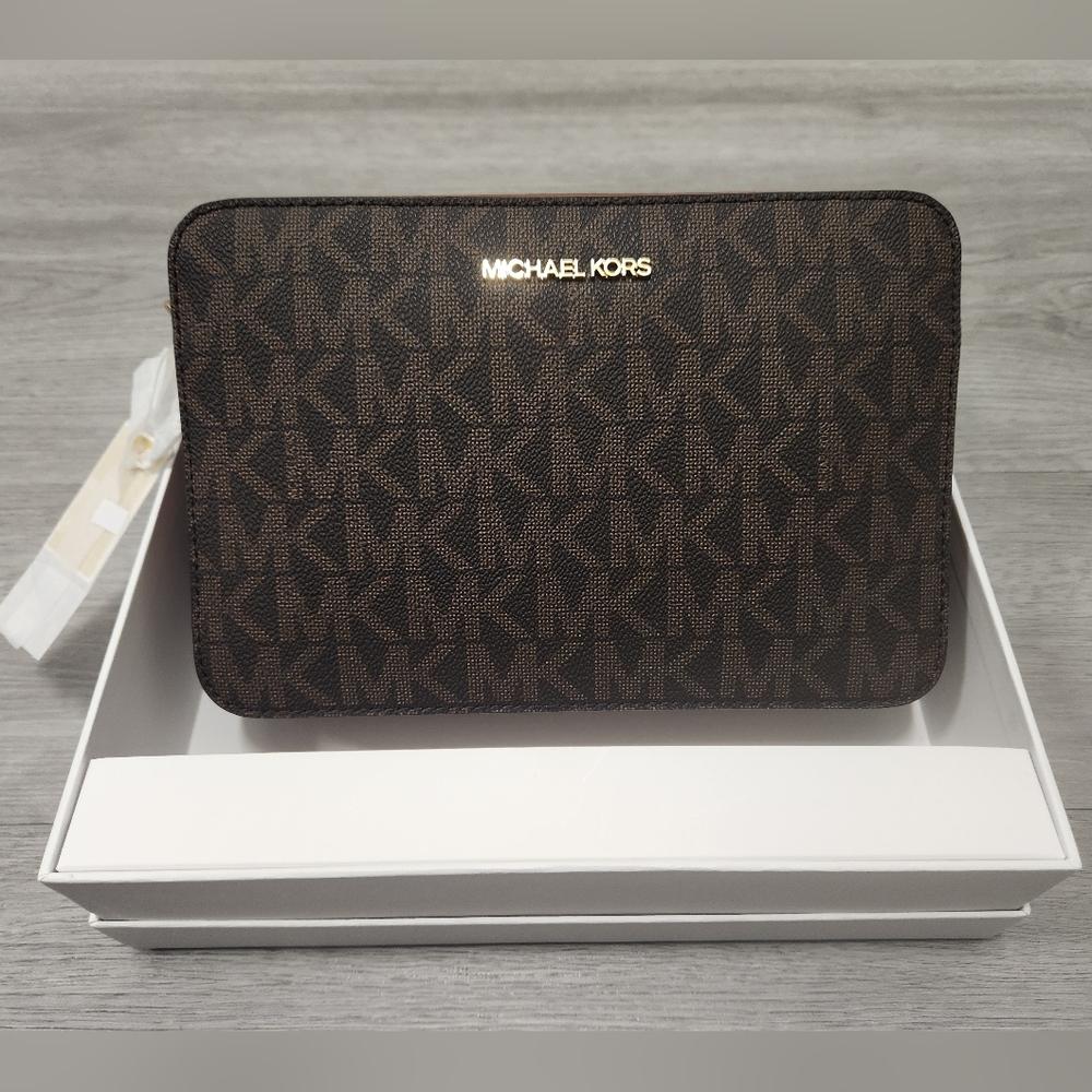 Michael Kors Jet Set Crossbody Logo Gift Box Set - Brown/Luggage *NWT* MSRP $198 - Picture 9 of 11